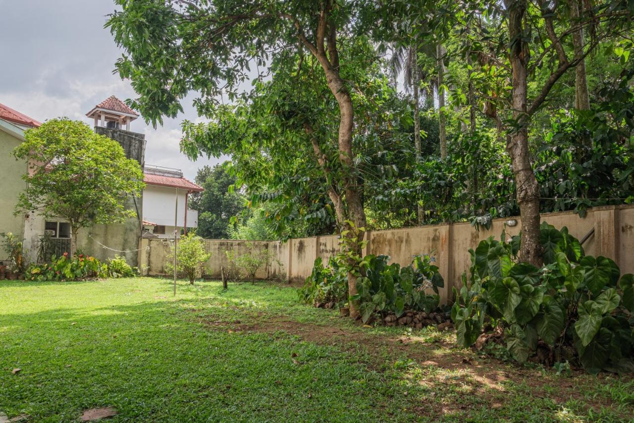 Kandy Twin Hostel Exterior photo